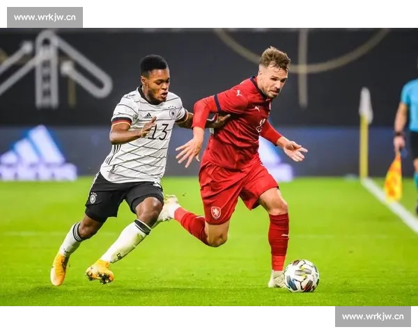 精彩足球赛事直播全程跟踪 不错过任何一个进球瞬间 精彩足球赛事直播全程跟踪 不错过任何一个进球瞬间